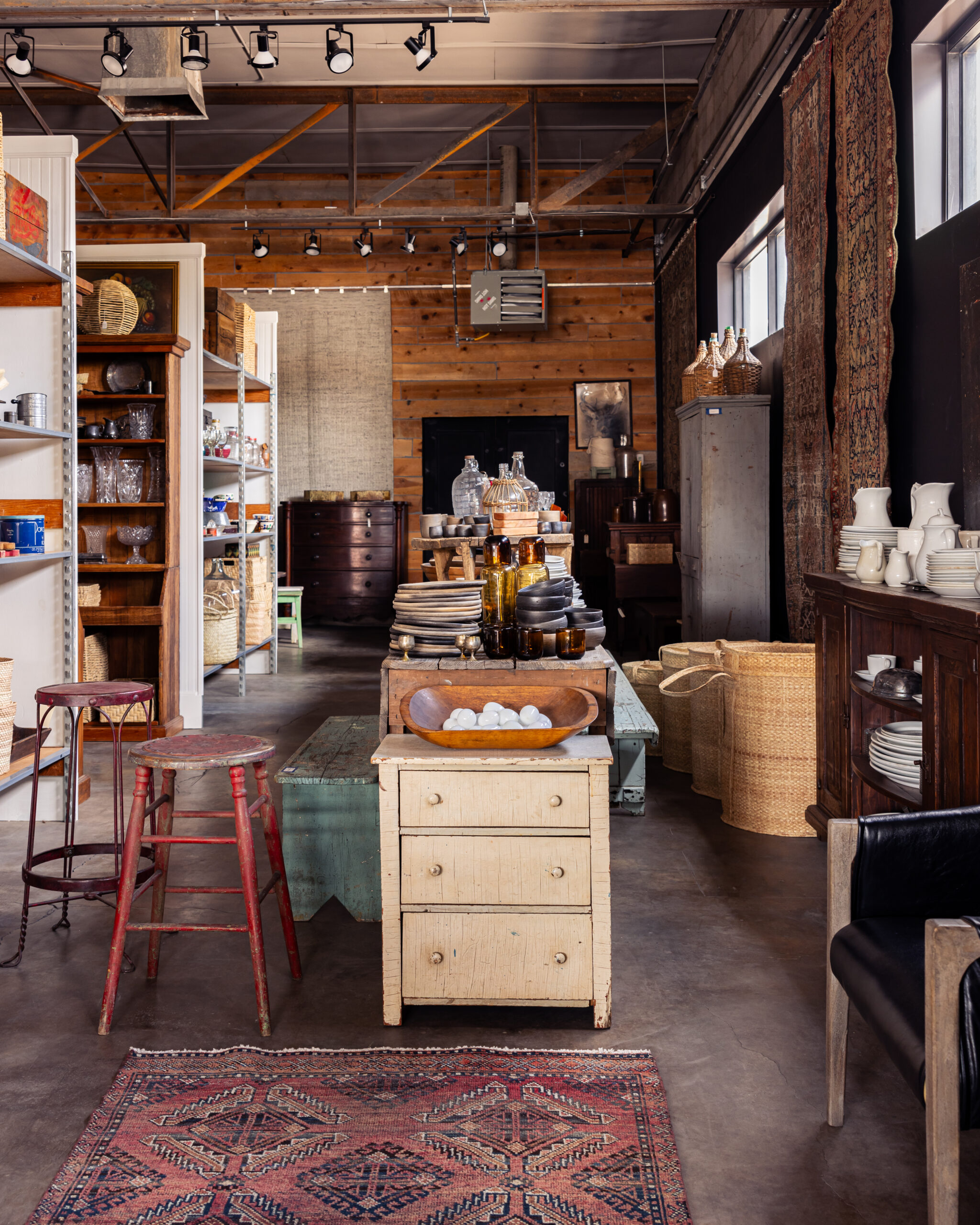 Antiques vintage and modern furnishings
