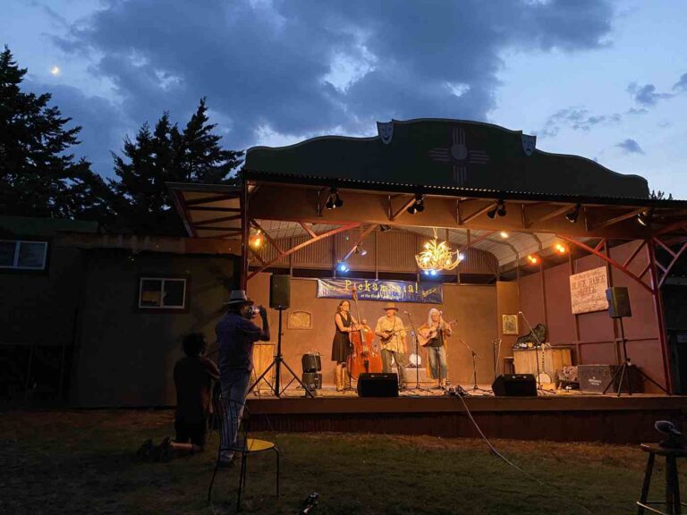 hard road trio on stage at pickamania 768x576