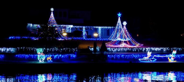 christmas on th epecos 7bd80cee 379a 4bb6 9dca 6e1fa9f901f3 768x343