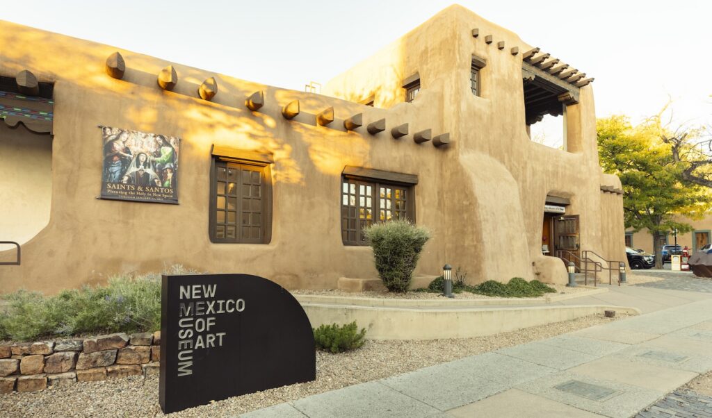 The front of the building of the New Mexico Museum of Art.